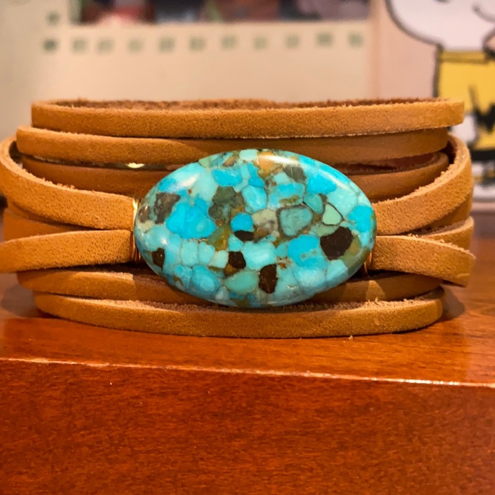 Mindy Gold Designs Leather Bracelet